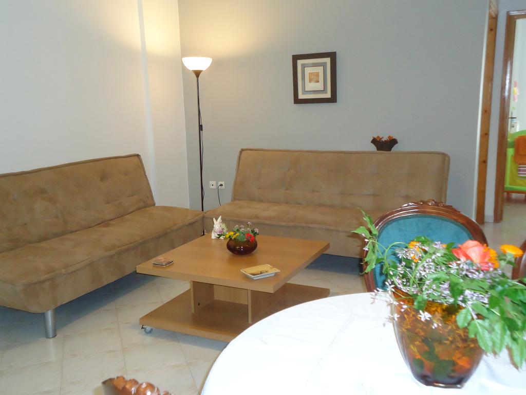 Christina Apartments Drepano  Luaran gambar